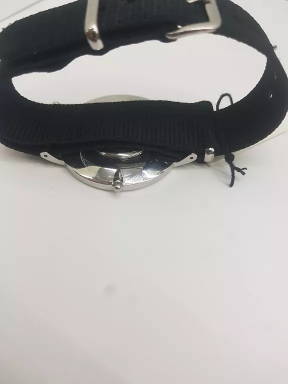 DANIEL WELLINGTON ZEGAREK DAMSKI CLASSIC PETITE CORNWALL 32 MM