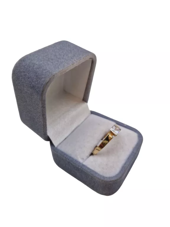 ZŁOTY PIERŚCIONEK 585 2,86G R18
