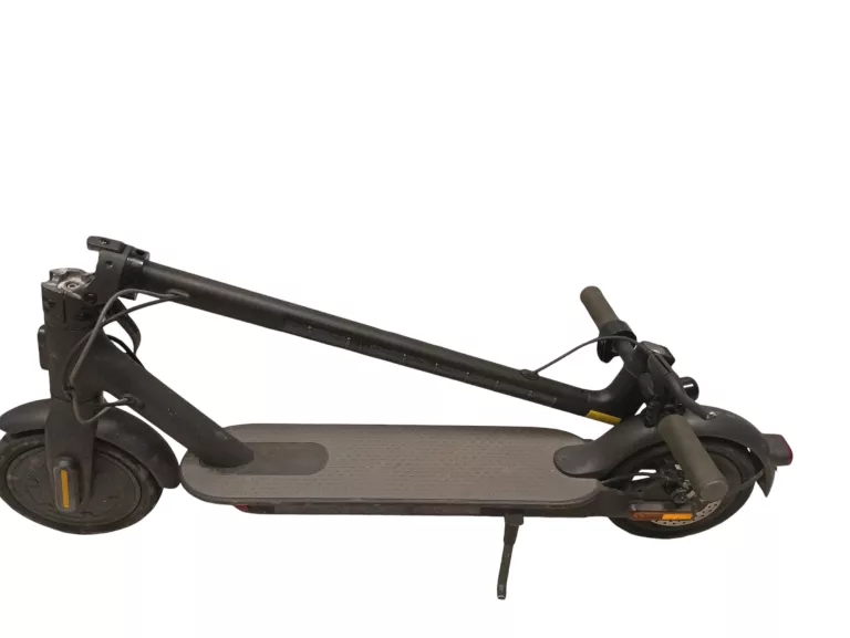 HULAJNOWA XIAOMI MI ELECTRIC SCOOTER ESSENTIAL USZKODZONE DĘTKI