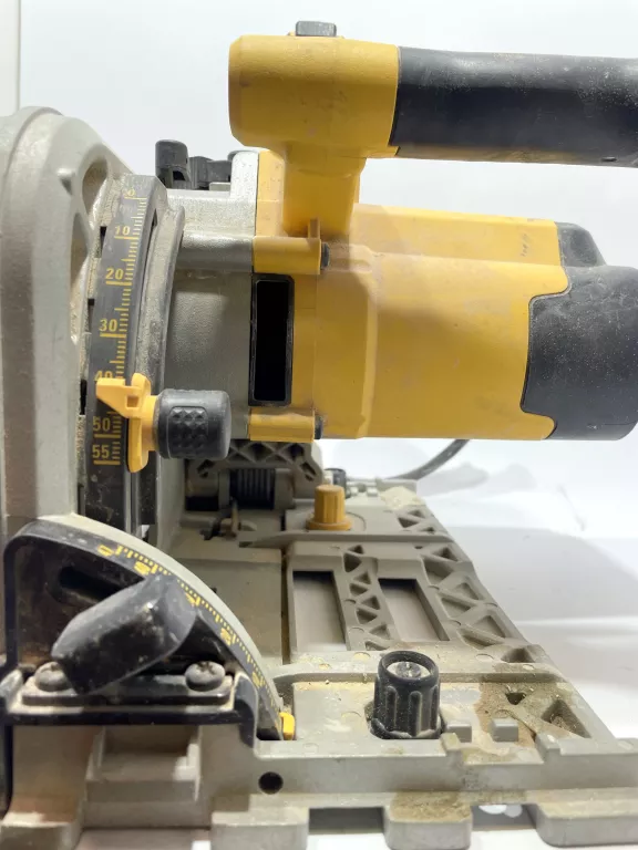 zaglebiarka-dewalt-dws520kt-rodzaj-elektryczna