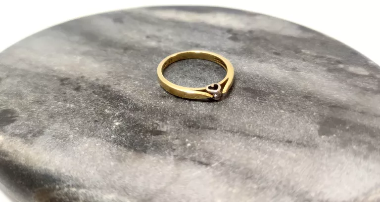 briju-pierscionek-zareczynowy-kolekcja-amazing-z-brylantem-585178gr11-kolor-dominujacy-205826-225106