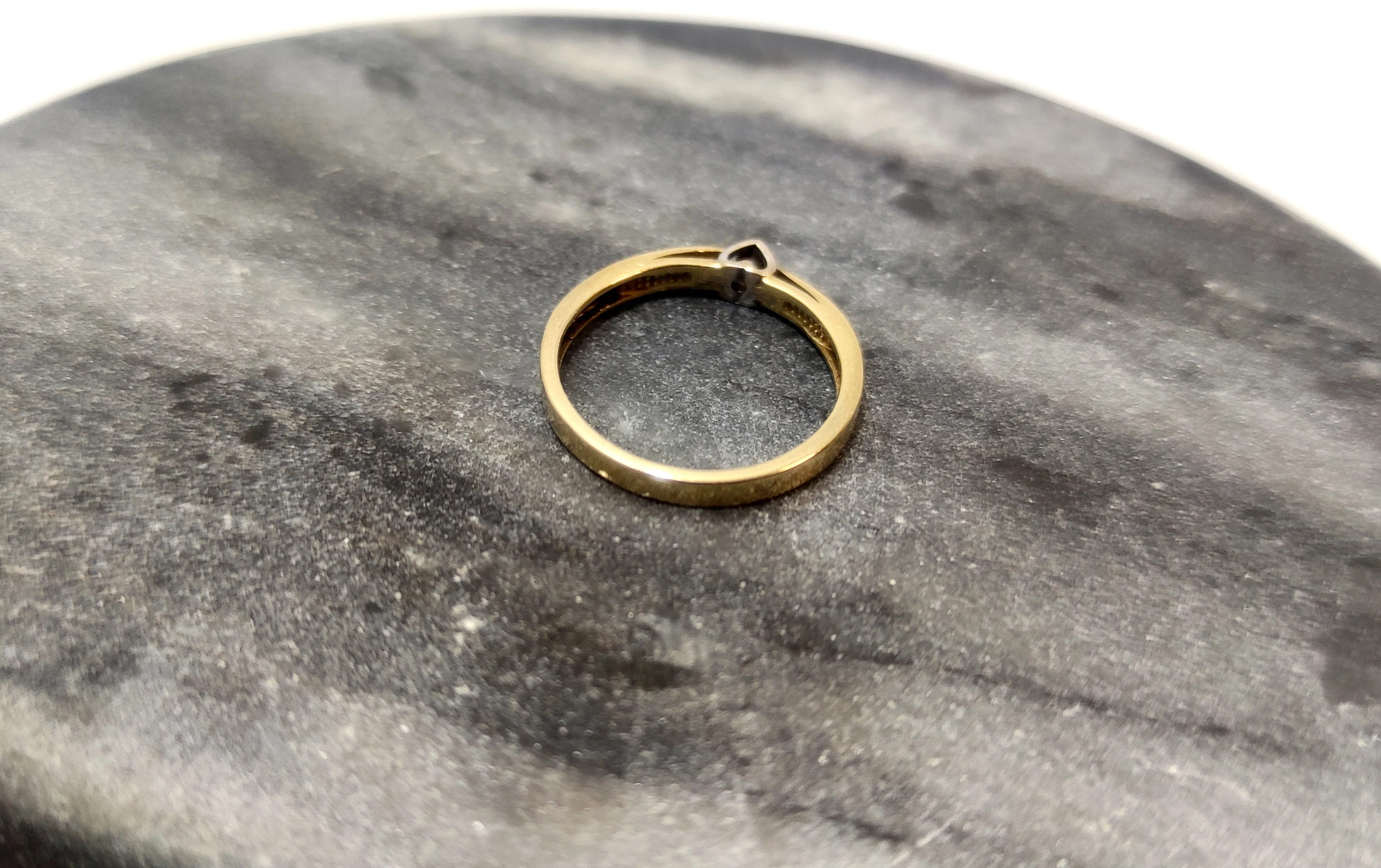 briju-pierscionek-zareczynowy-kolekcja-amazing-z-brylantem-585178gr11-rodzaj-2205-16