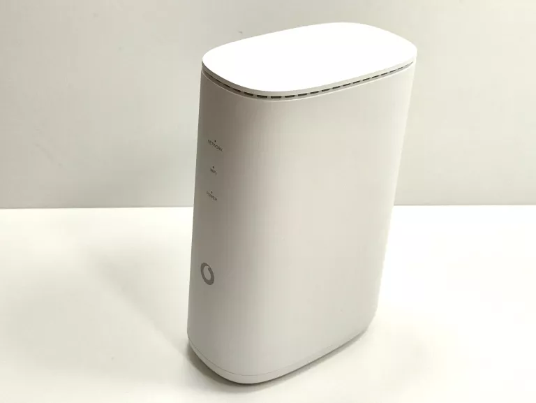 ROUTER ZTE VODAFONE GIGACUBE 4G / OPIS**