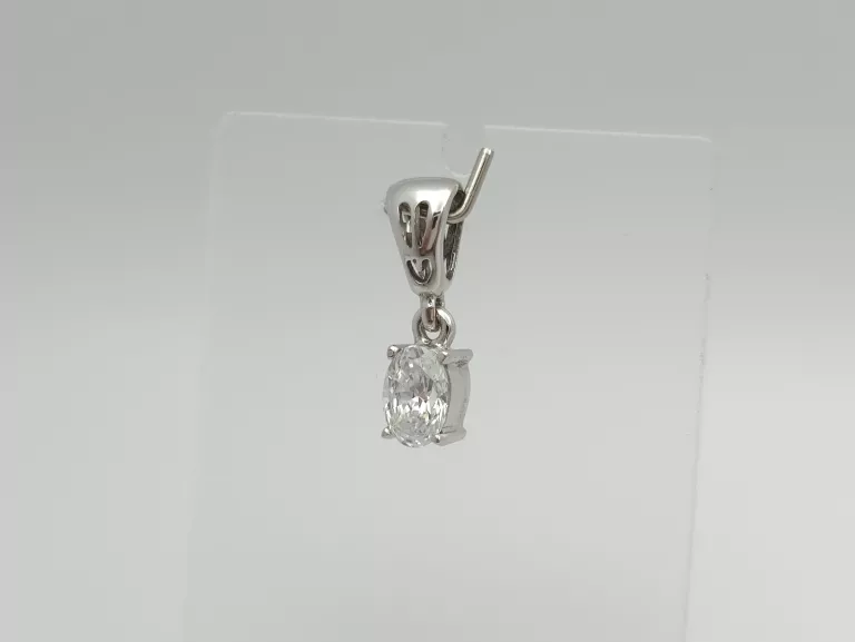 ZAWIESZKA Z BIAŁEGO ZŁOTA Z CYRKONIĄ - 585 14K 1,56G