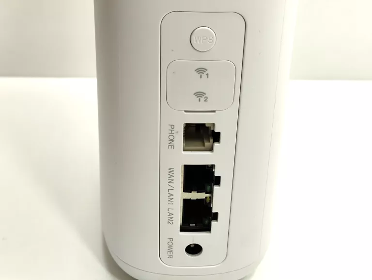 ROUTER ZTE VODAFONE GIGACUBE 4G / OPIS**