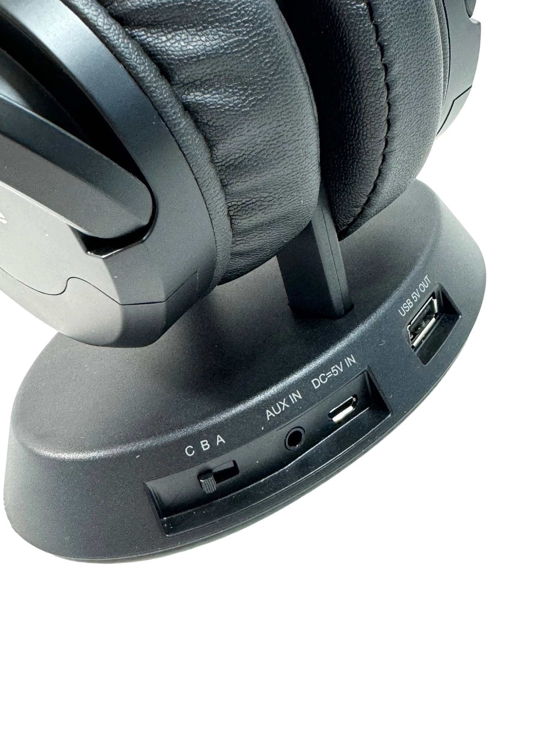 sluchawki-qilive-q1482-model-q1482