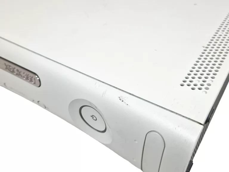 KONSOLA XBOX 360 20GB PAD PRZEWODOWY FIFA 13