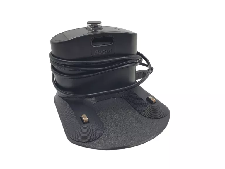 robot-sprzatajacy-irobot-roomba-676-stan-11323-2