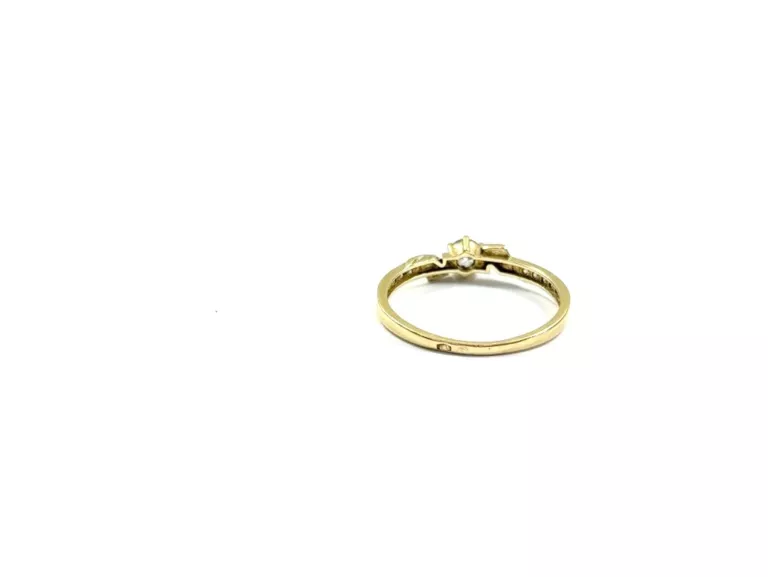 piekny-zloty-pierscionek-333-161g-r15-stan-11323-2
