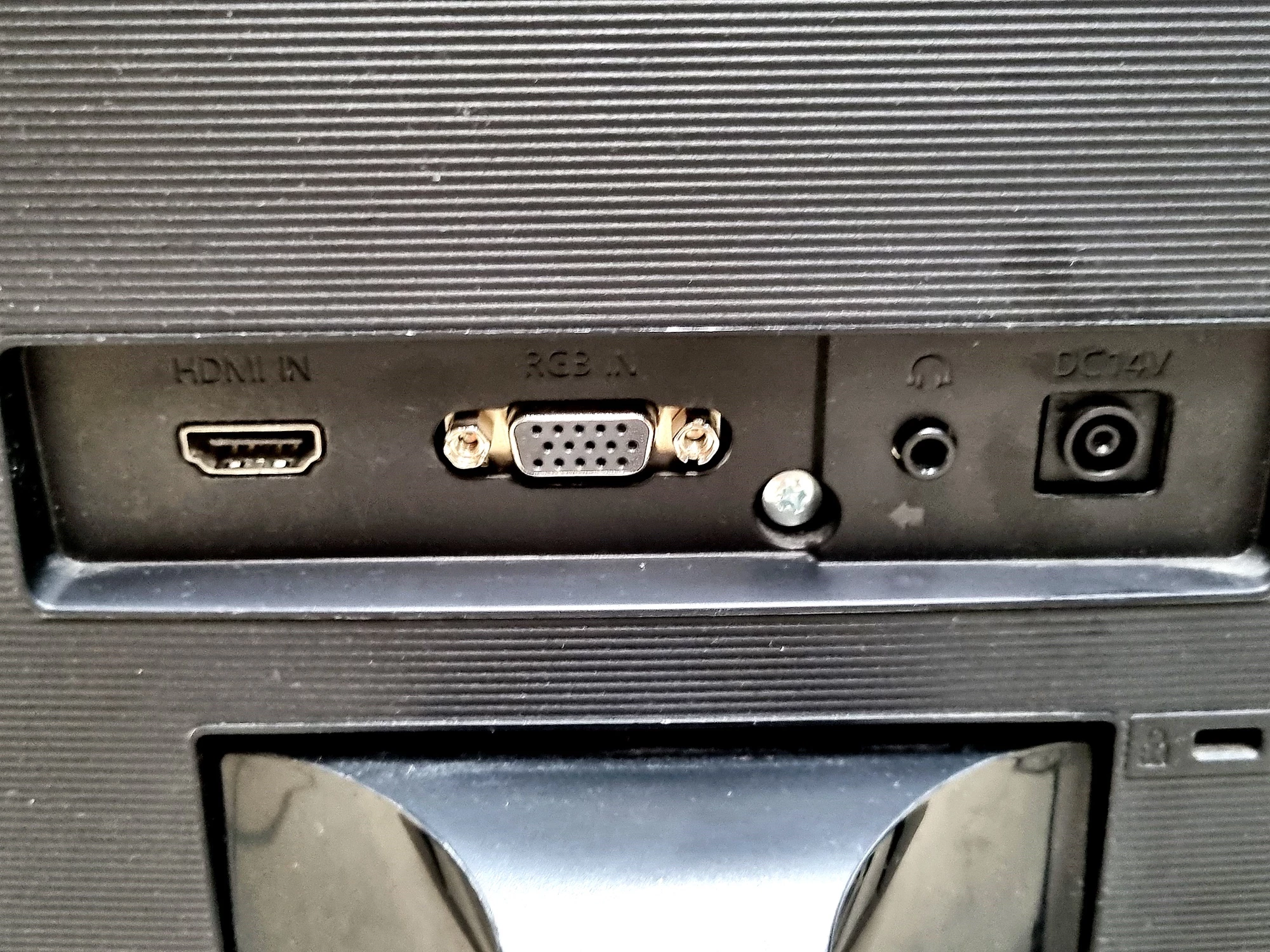 monitor-led-samsung-c24f396fhu-stan-11323-2