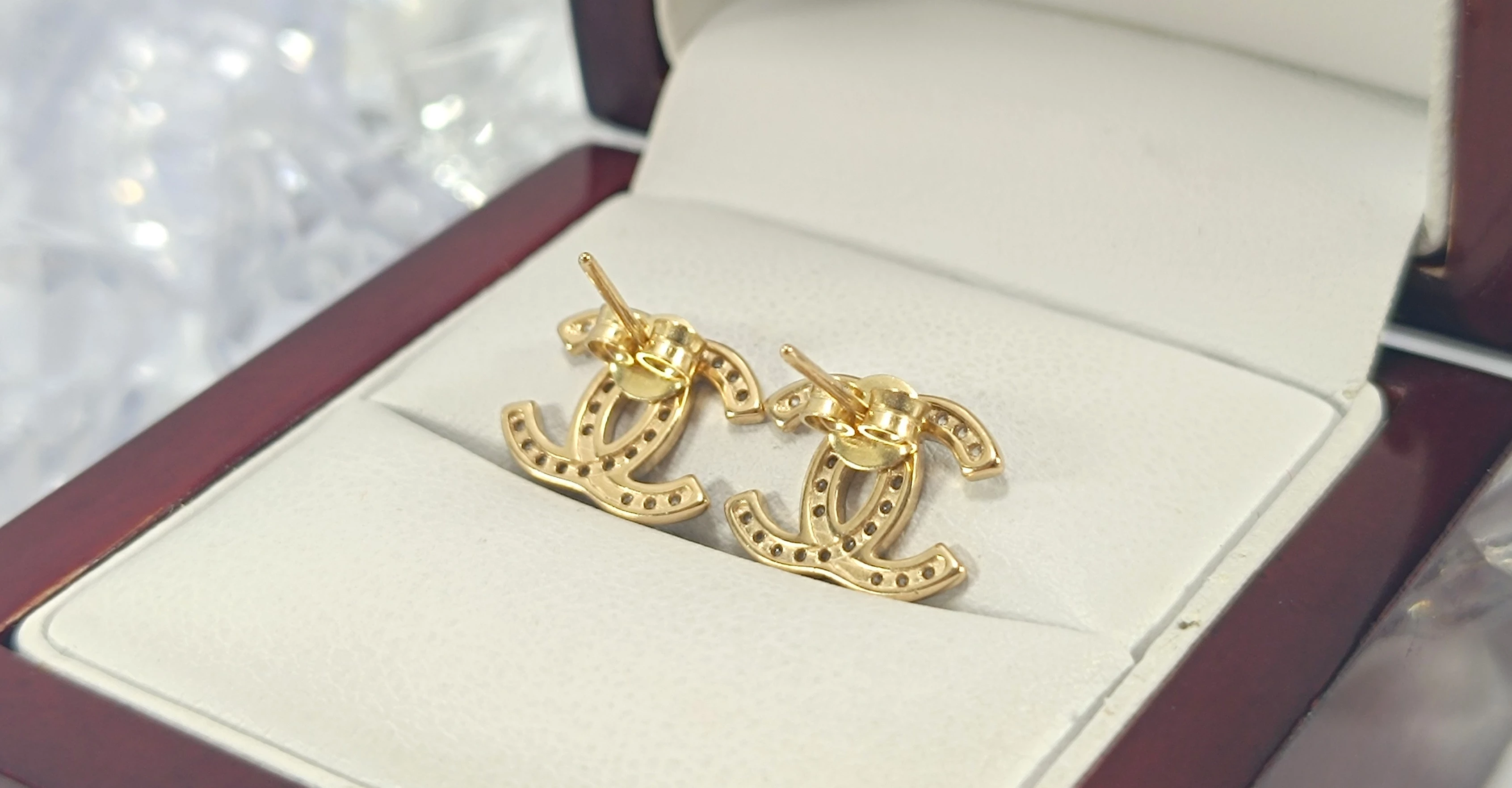 nienoszone-zlote-kolczyki-chanel-z-cyrkoniami-585-184g-rodzaj-klasyczne