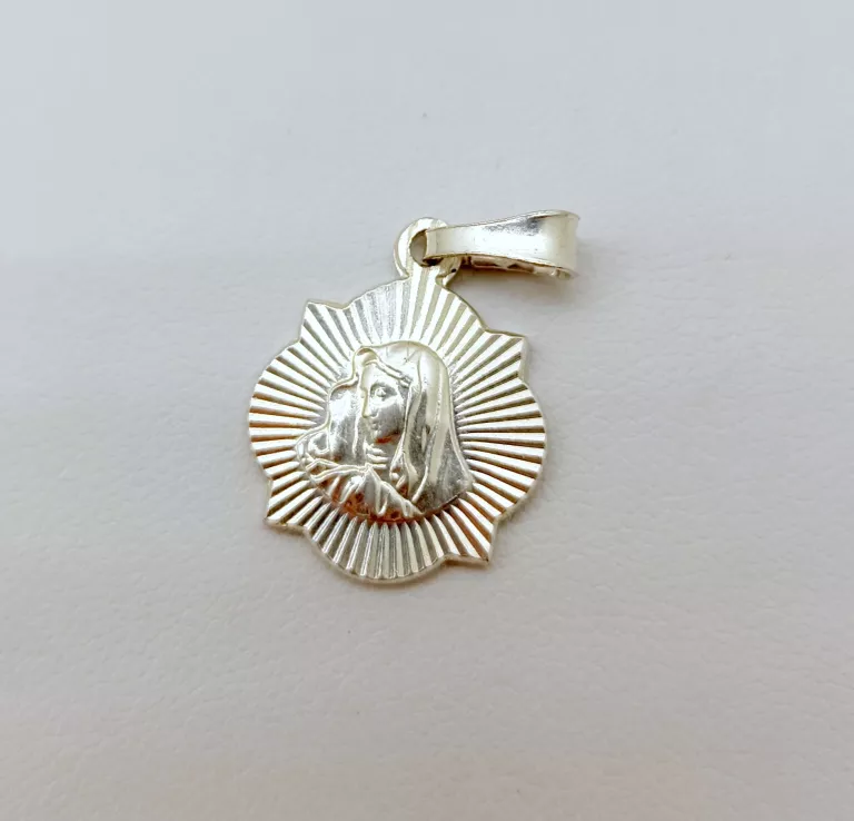 srebro-wyrob-jubilerski-uzywany-zawieszka-matka-zwrocona-w-lewo-925-223-bytomska-12-czeladz