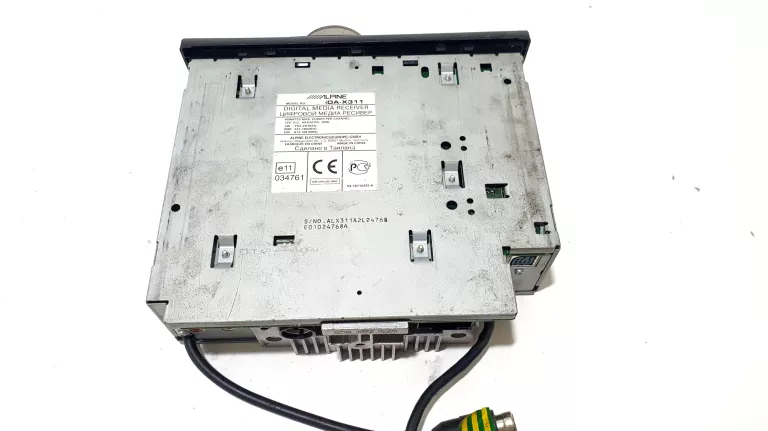 RADIO ALPINE IDA-X311