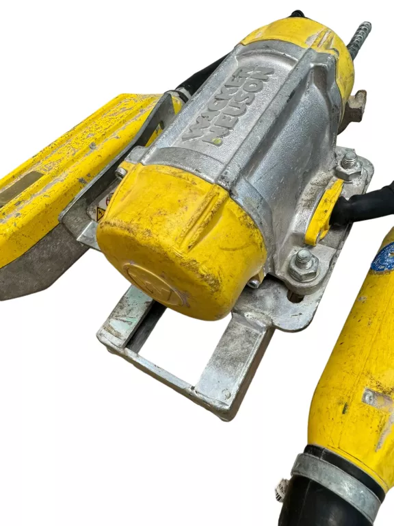 WIBRATOR PRZYCZEPNY WACKER NEUSON ARFU 26/6/230 ROK PRODKUCJI 2020