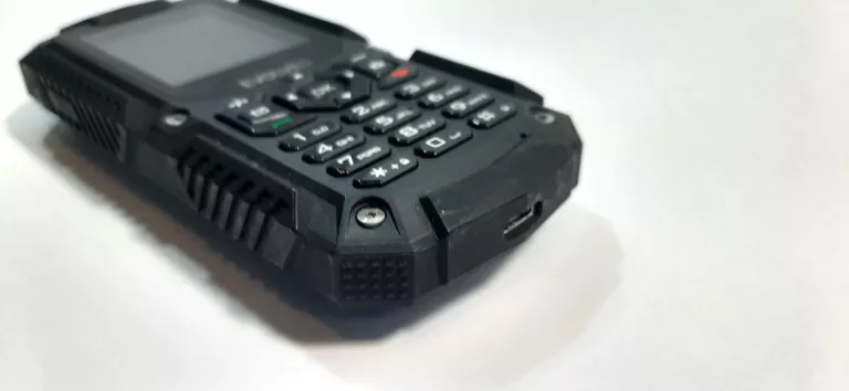 TELEFON EVOLVEO STRONGPHONE X2