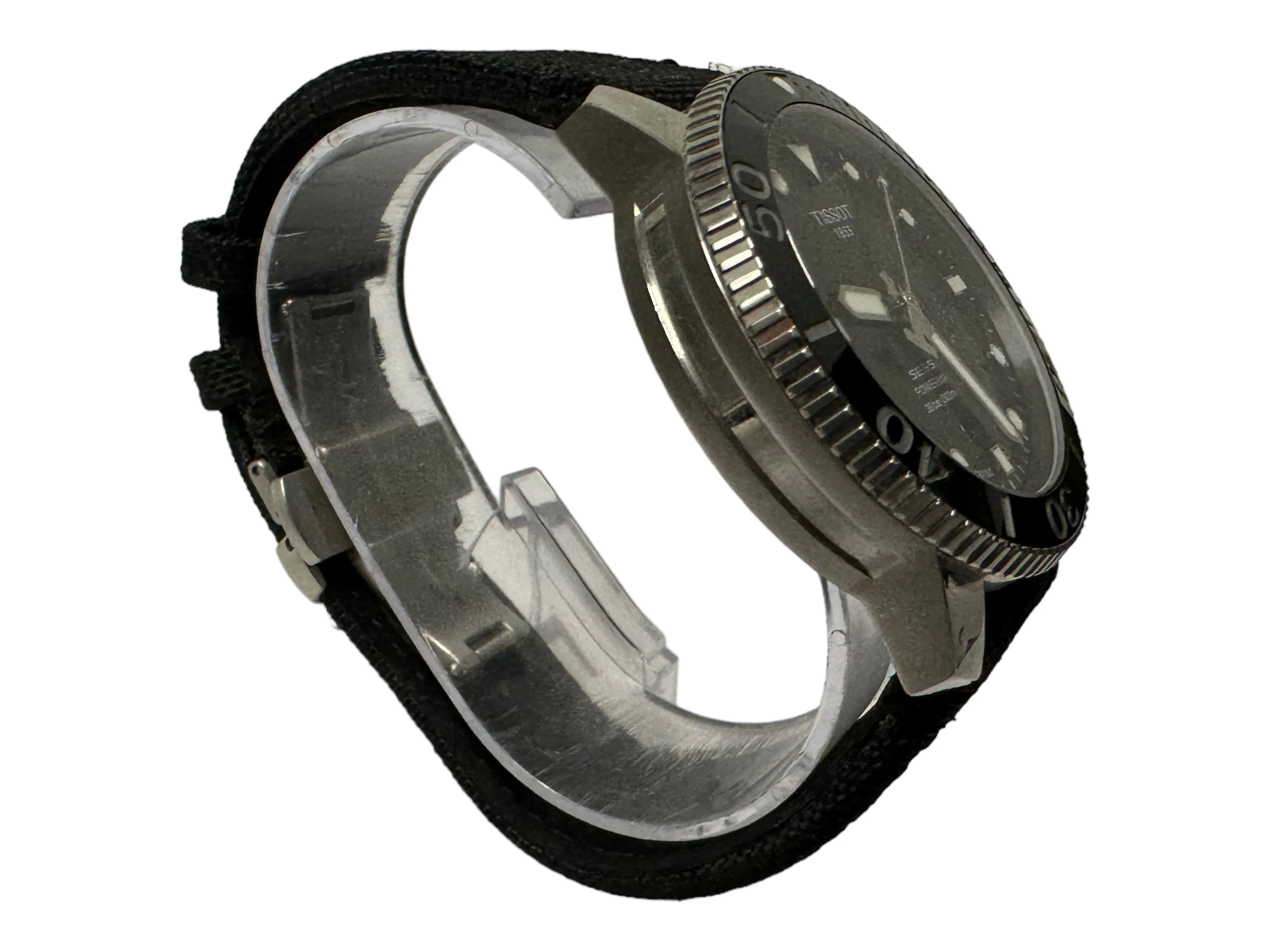 zegarek-meski-tissot-t1204071705100-seastar-powermatic-80111-ksztalt-koperty-okragla