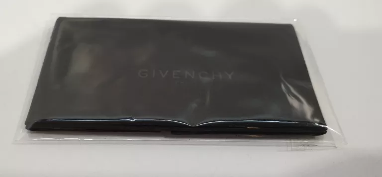 GIVENCHY KOREKCYJNE GV 0067 06J 52 ROZMIAR M