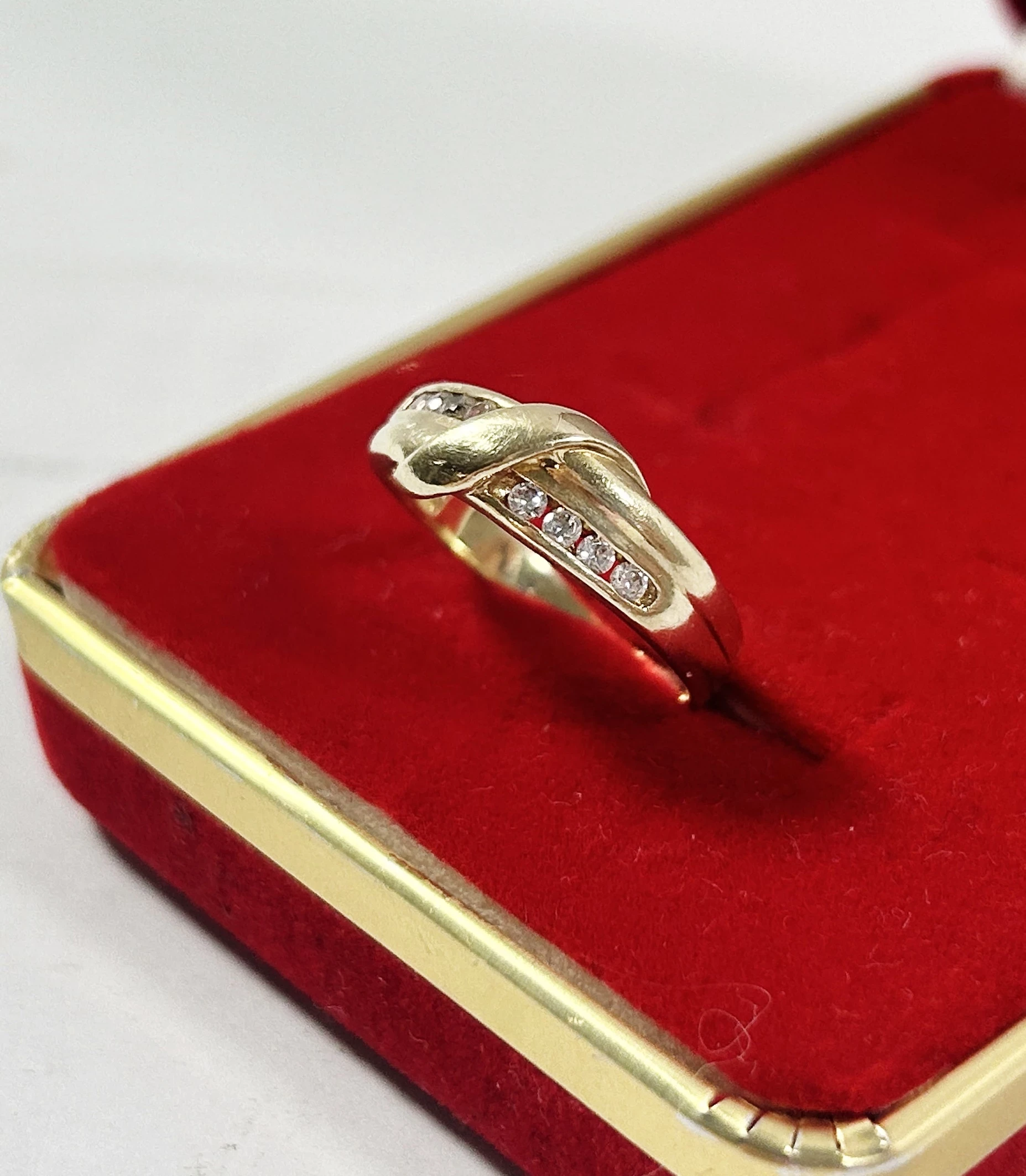 ciekawy-zloty-pierscionek-243g-585-13-modlinska-1a-nowy-dwor-maz-sj