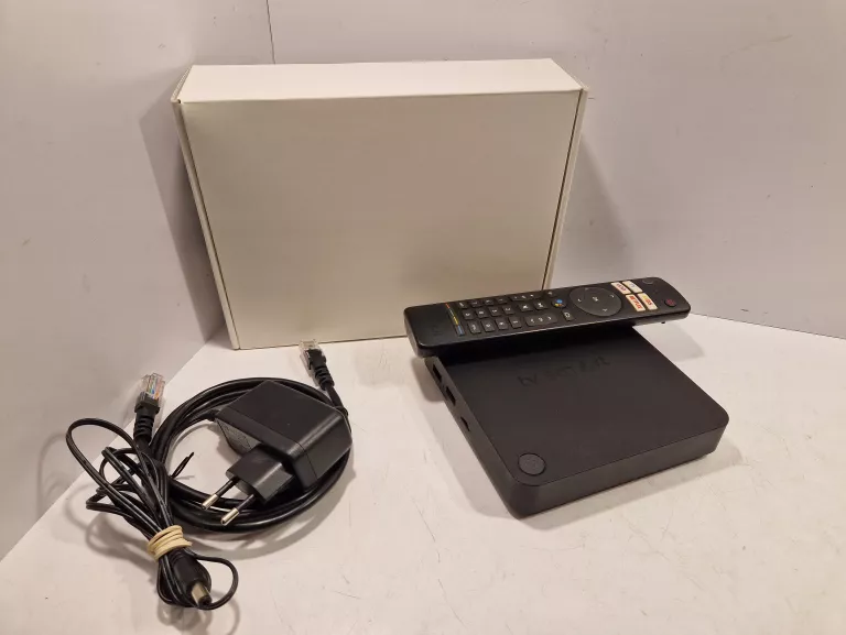 SMART BOX 4K ODTWARZACZ MULTIMEDIALNY