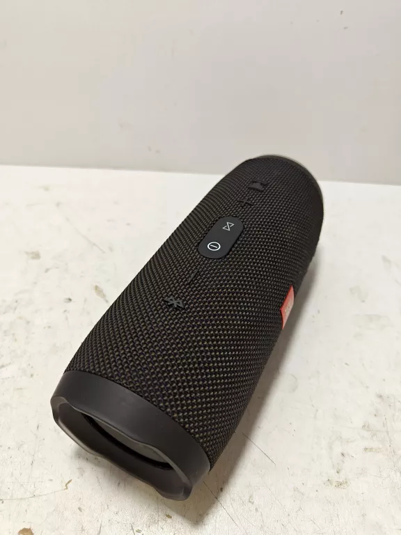 glosnik-jbl-charge-3bateria-trzyma-5-minut-opis-marka-jbl