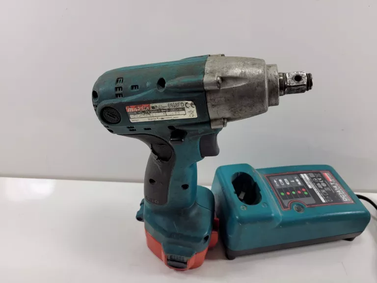 KLUCZ MAKITA 6918FD