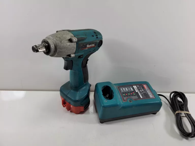 KLUCZ MAKITA 6918FD