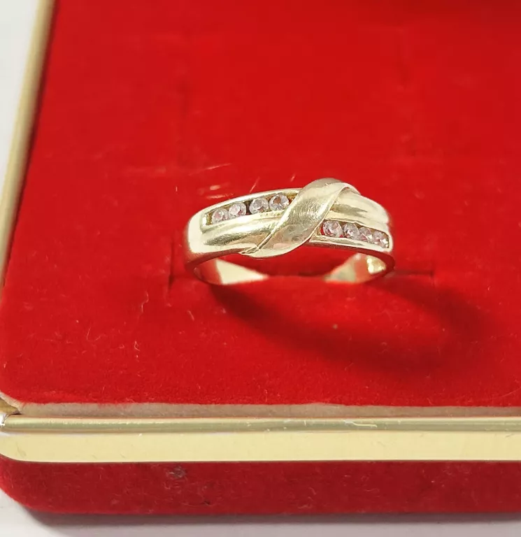 ciekawy-zloty-pierscionek-243g-585-13-marka-inna-marka