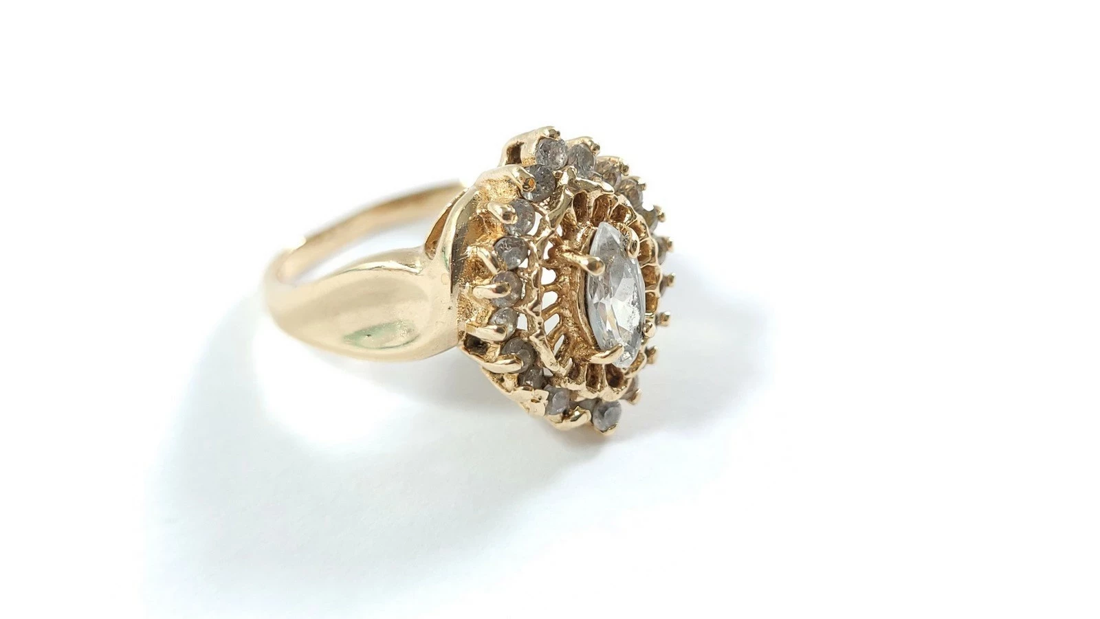 piekny-zloty-pierscionek-p585r14422g-rodzaj-2205-16