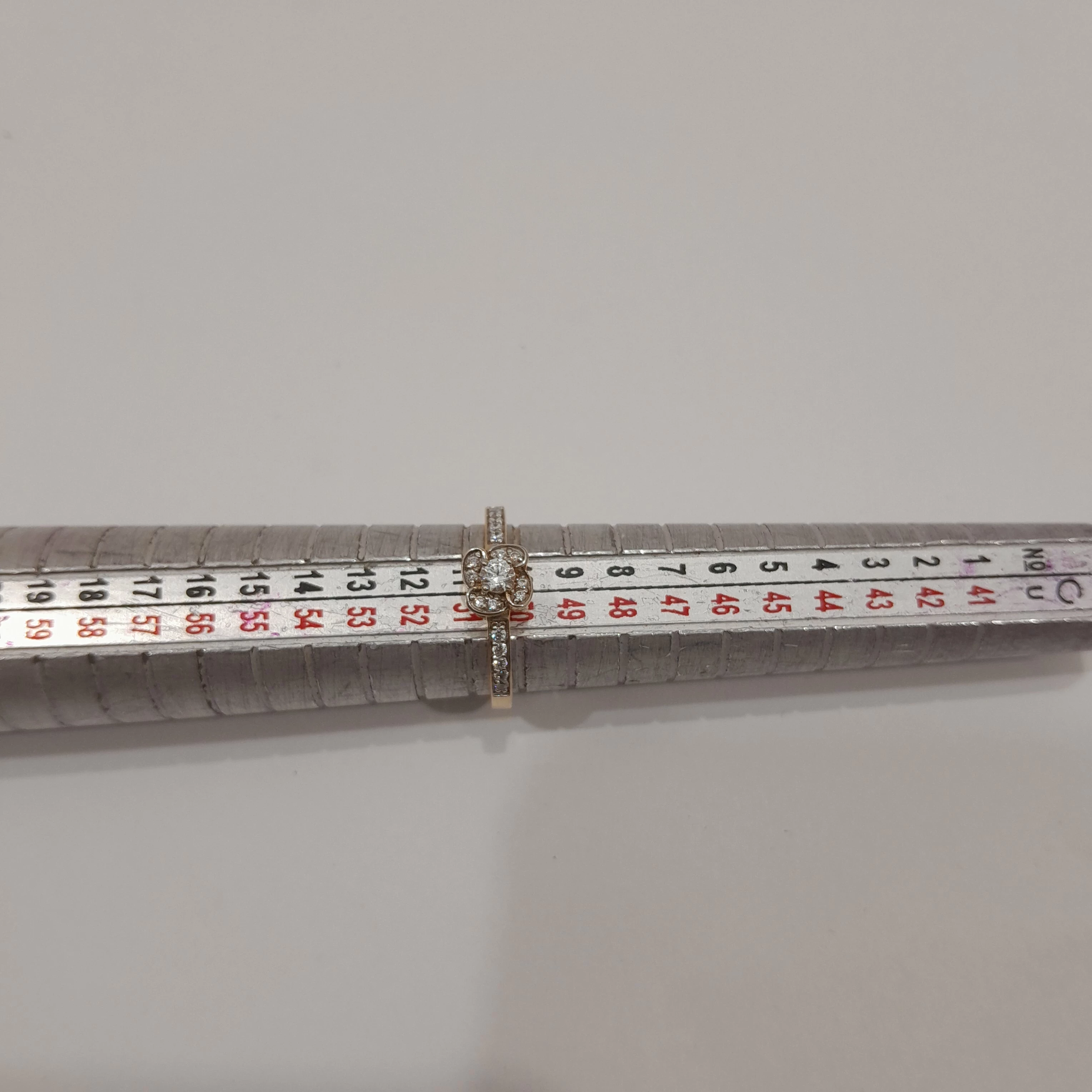 wyrob-jubilerski-pierscionek-585-200g-r10-material-zloto