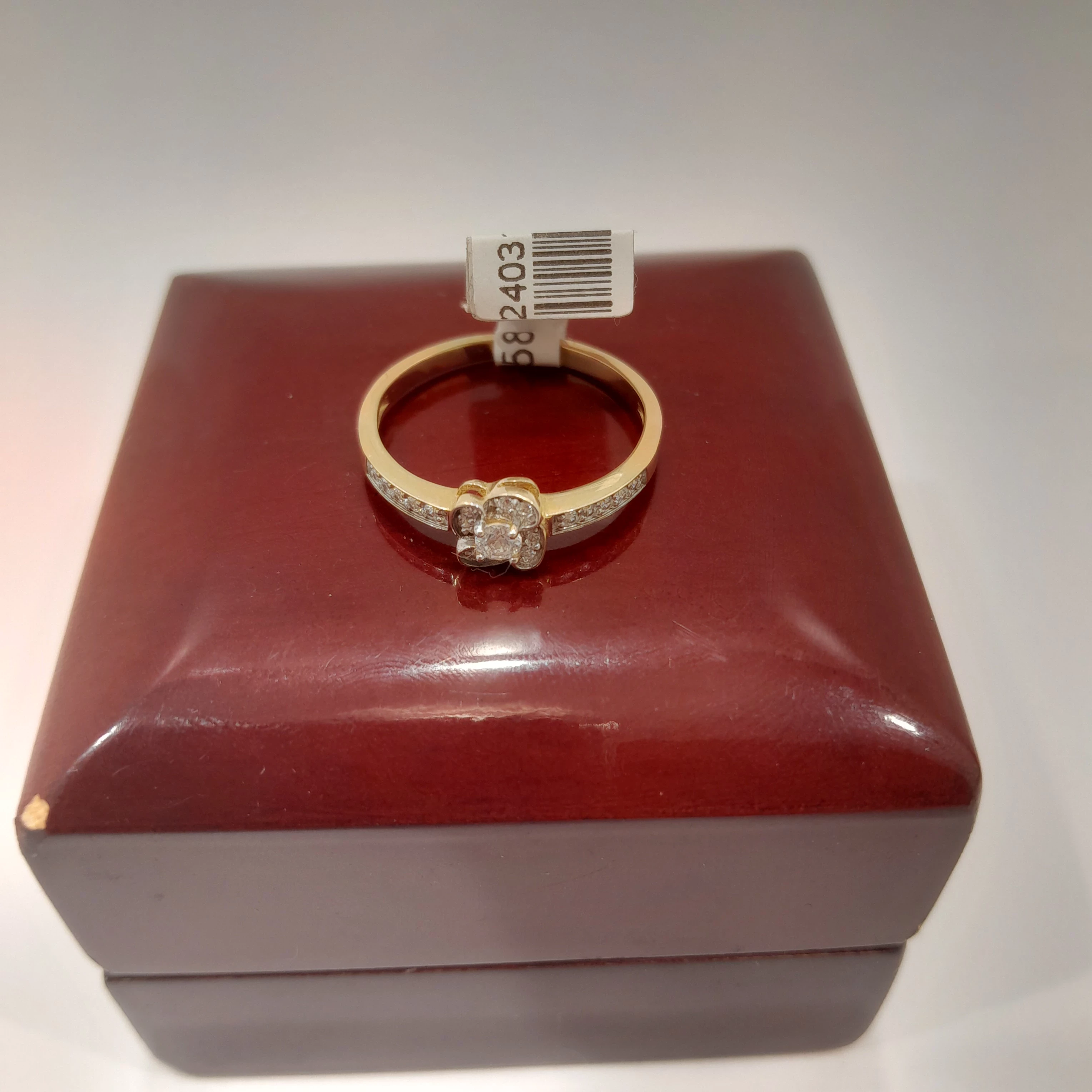 wyrob-jubilerski-pierscionek-585-225g-r19-rodzaj-wyrob-jubilerski