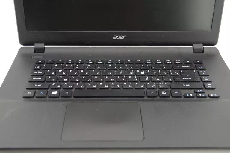 WSPANIAŁY LAPTOP ACER N15C4 15,6 " AMD A8 8 GB / 120 GB SUPER STAN