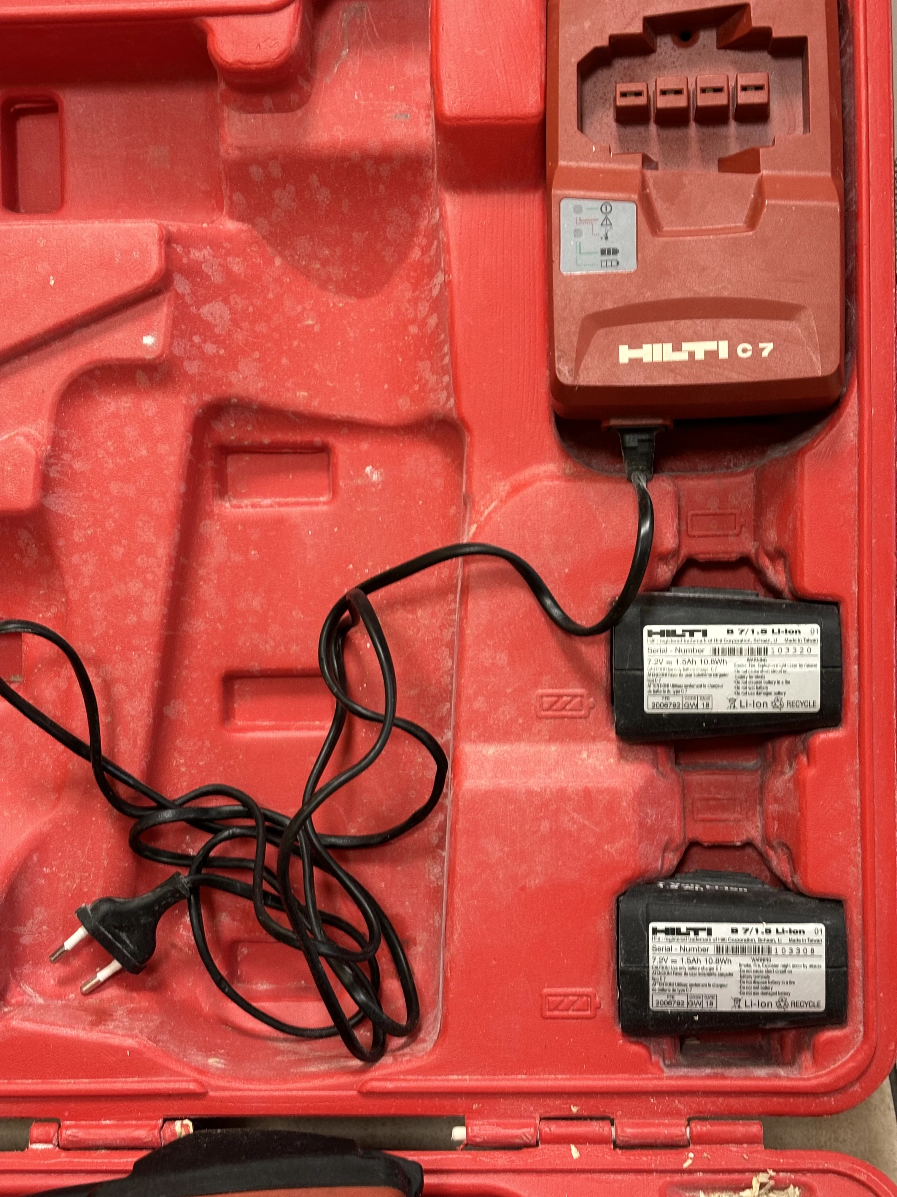gwozdziarka-hilti-gx-90-wf-2-x-akumulator-ean-gtin-5055066005105