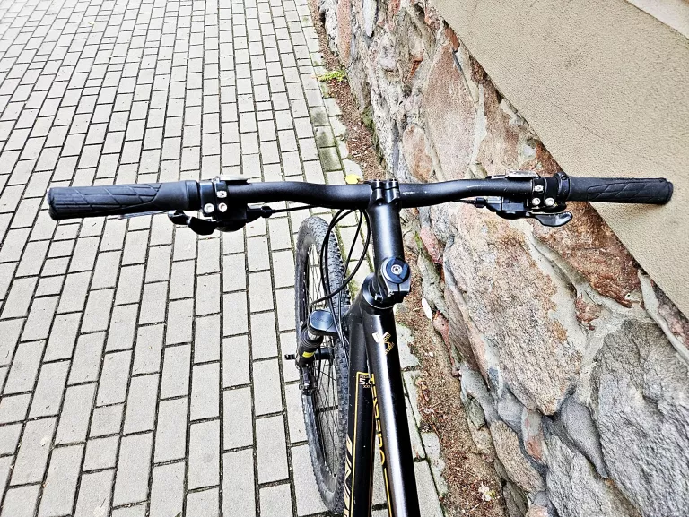 rower-univega-terreno-50-xxl-liczba-biegow-1