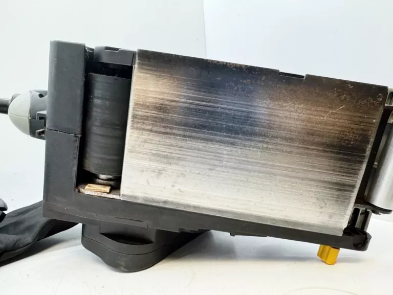 szlifierka-tasmowa-cmi-c-bas-800-e-marka-cmi