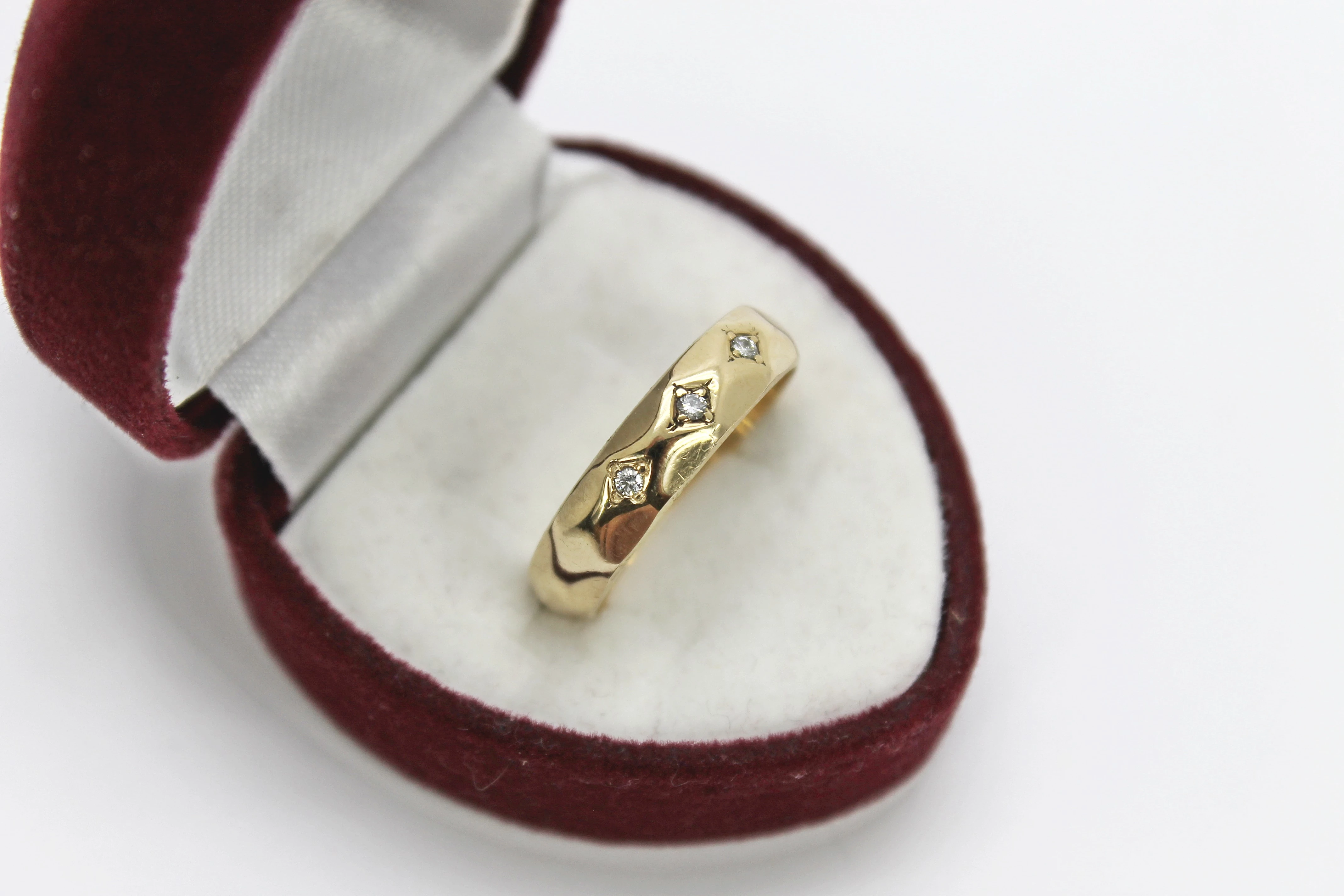 zlota-obraczka-3-brylanty-pr-585-rozm-14-certyfikat-material-15835-2