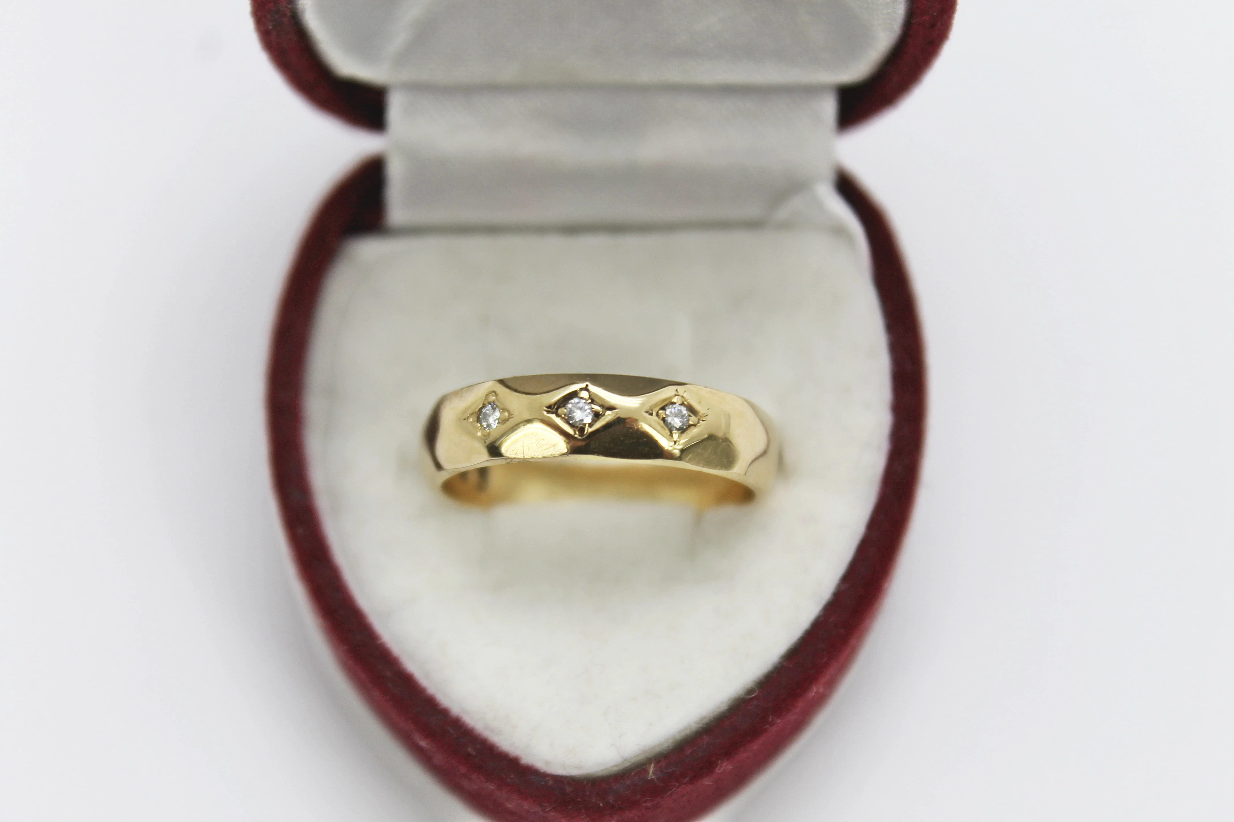 zlota-obraczka-3-brylanty-pr-585-rozm-14-certyfikat-stan-11323-2