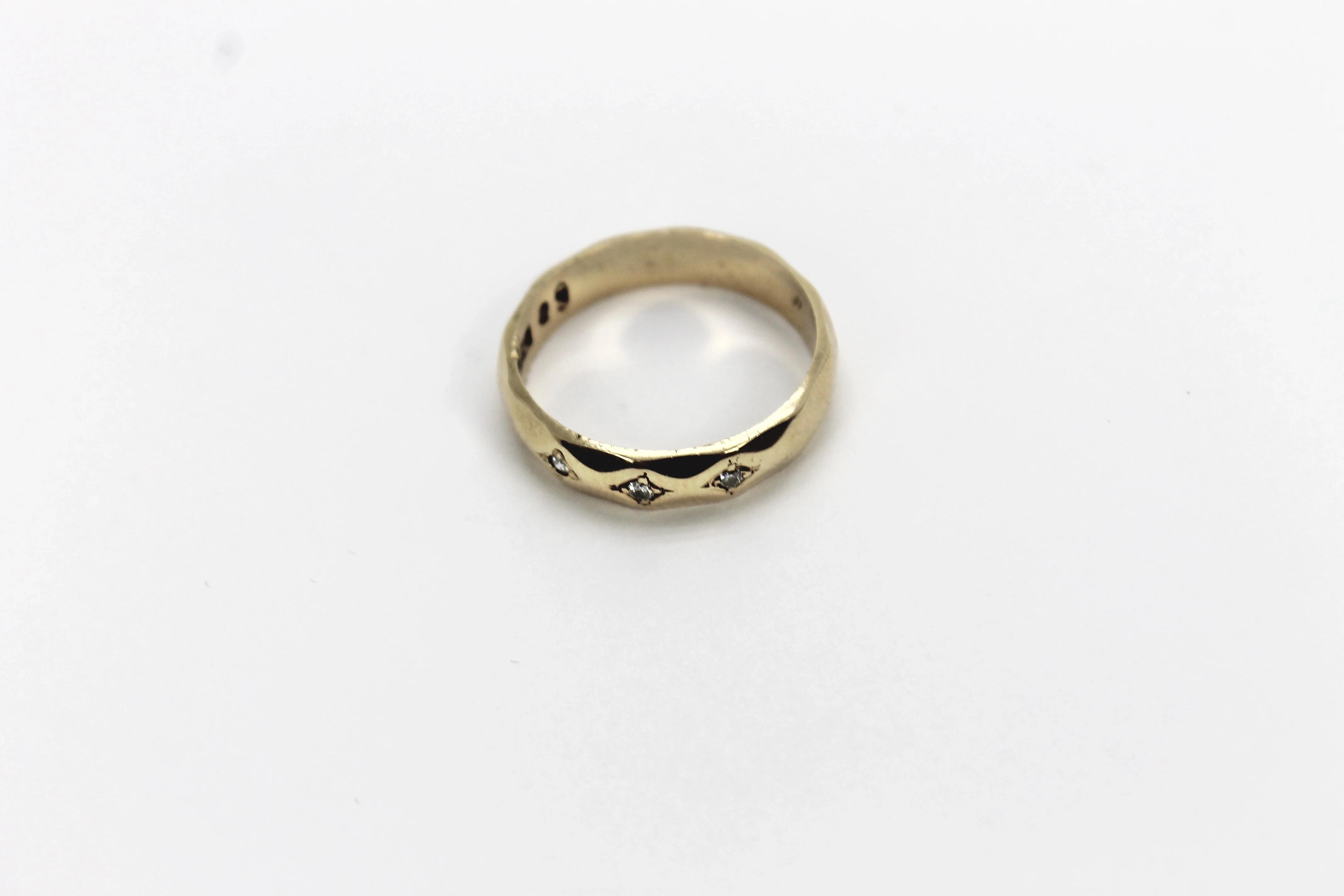 zlota-obraczka-3-brylanty-pr-585-rozm-14-certyfikat-kolor-dominujacy-205826-225106