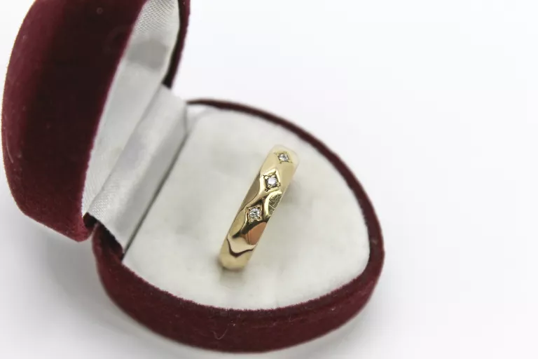 zlota-obraczka-3-brylanty-pr-585-rozm-14-certyfikat-kamien-17088-8