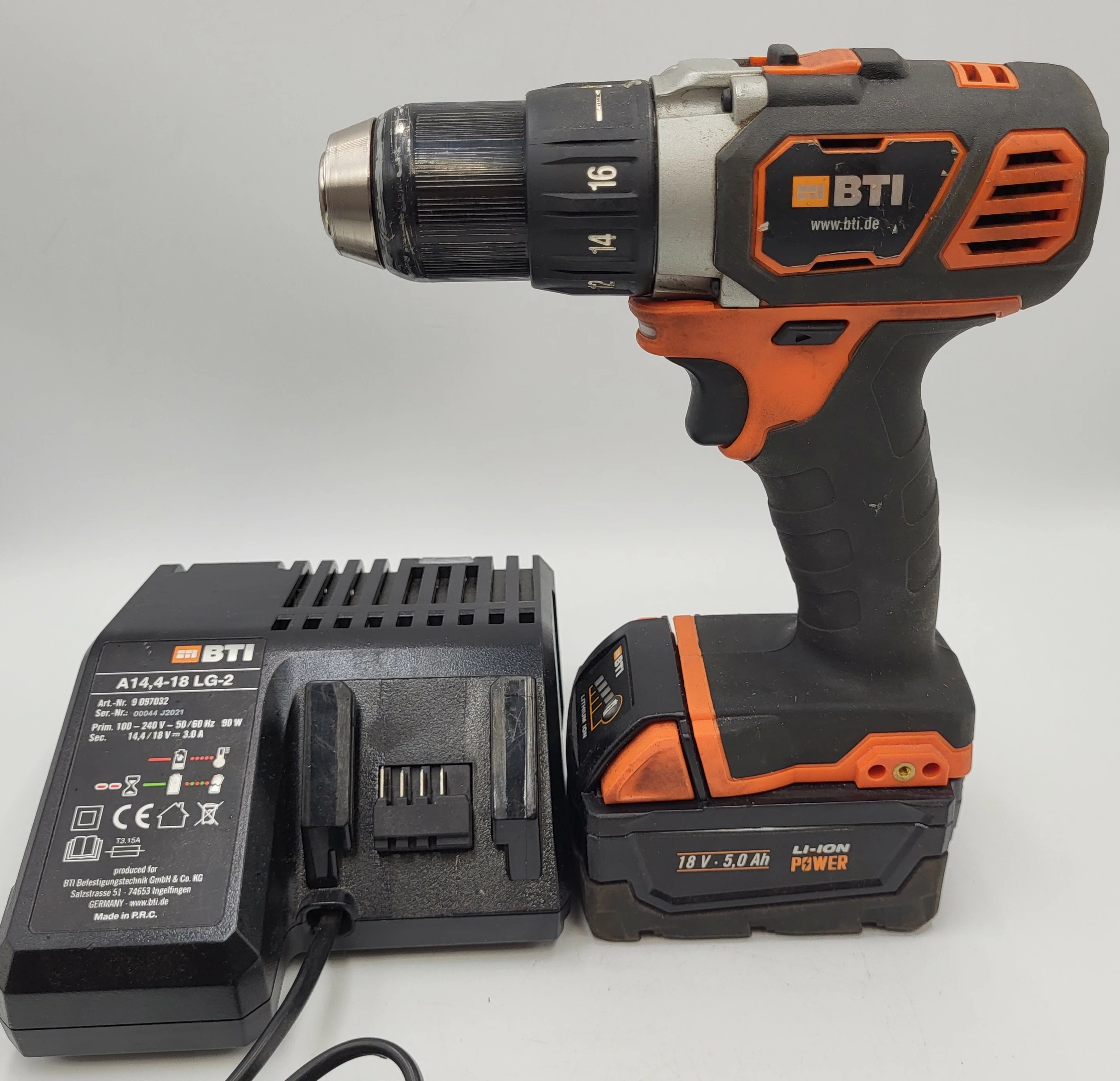 wkretarka-bti-a18-bs-2-9078473-aku-50ah-18v-lad-a144-18-lg-2-hallera-3-wroclaw