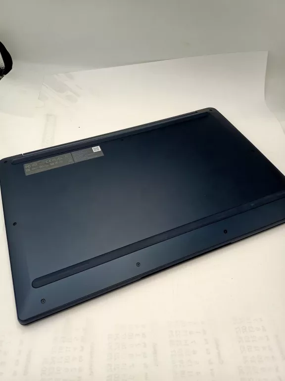 LAPTOP LENOVO IDEAPAD CHROME 3 15IJL
