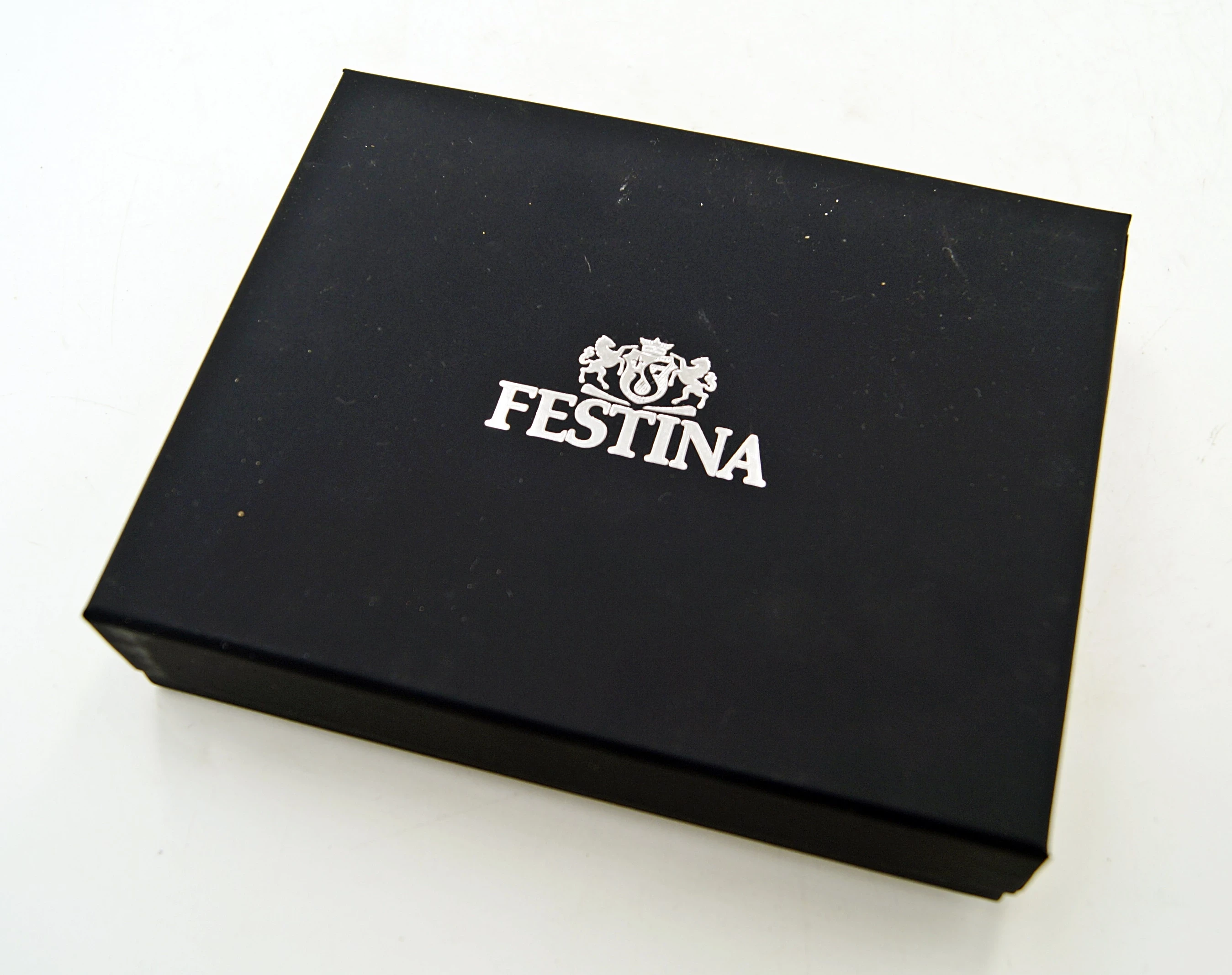 zestaw-prezentowy-firmy-festina-etui-na-karty-dlugopis-brelok-ean-gtin-5420056190862