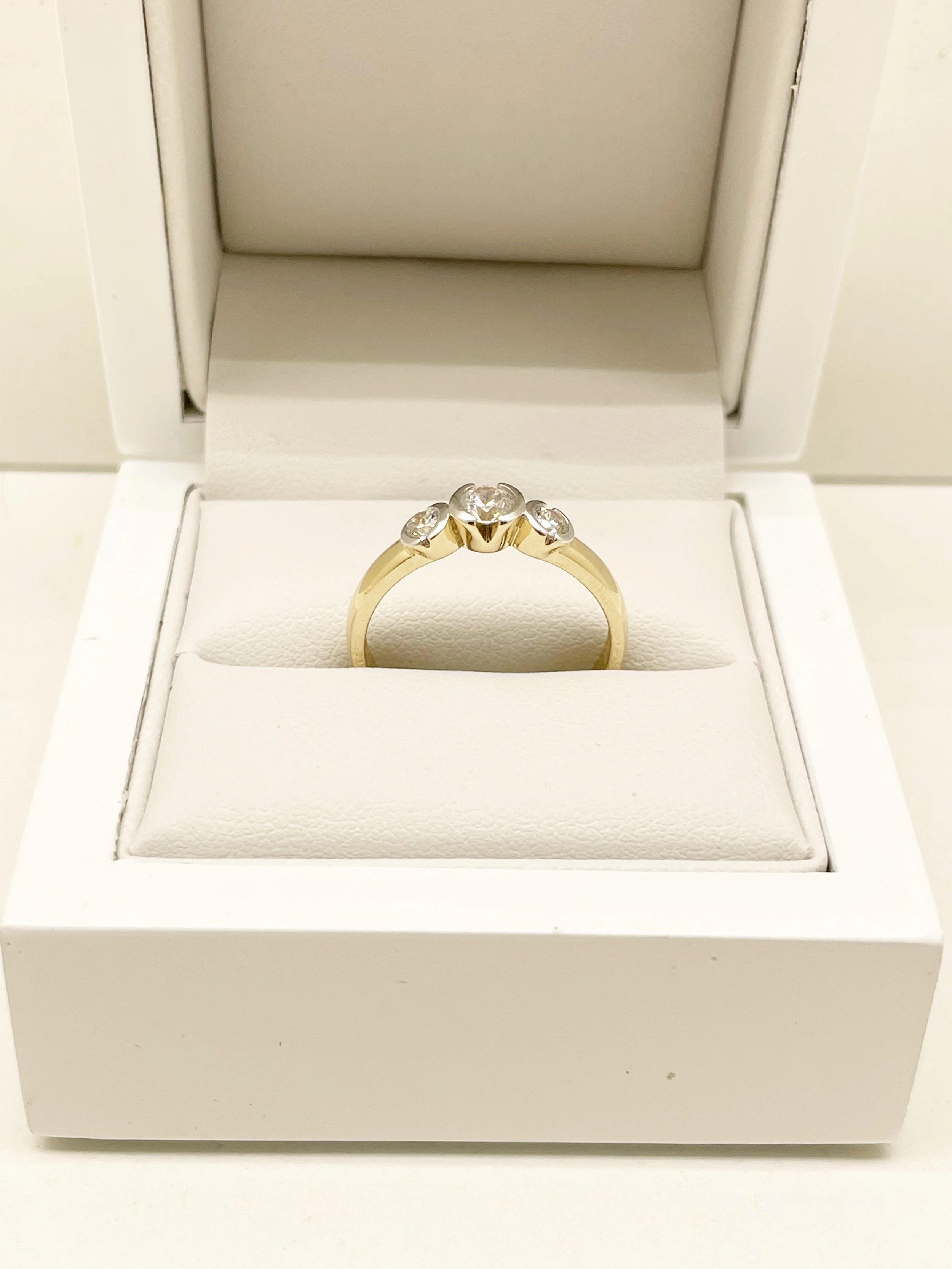 piekny-zloty-pierscionek-311g-585pr-obornicka-59-sj-wroclaw