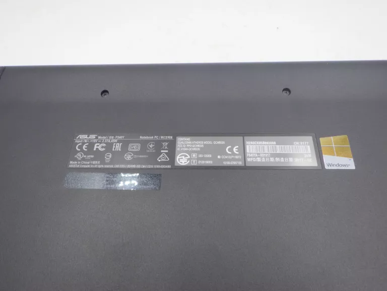 LAPTOP ASUS F540Y 15,6 " AMD