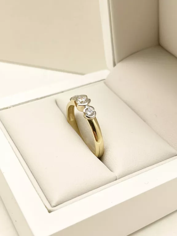 PIĘKNY ZŁOTY PIERŚCIONEK 3,11G 585PR