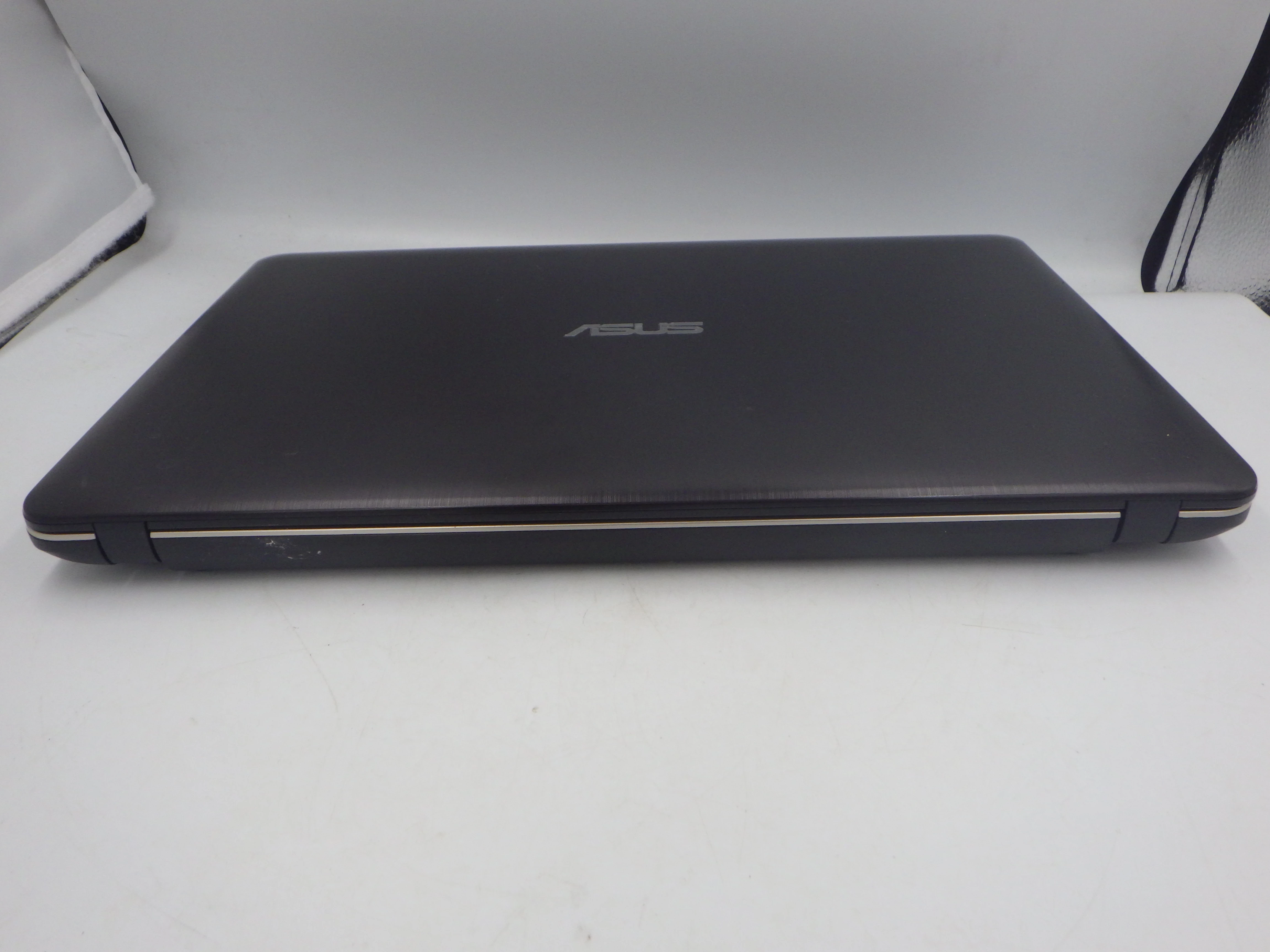 laptop-asus-f540y-156-amd-seria-procesora-4366-220