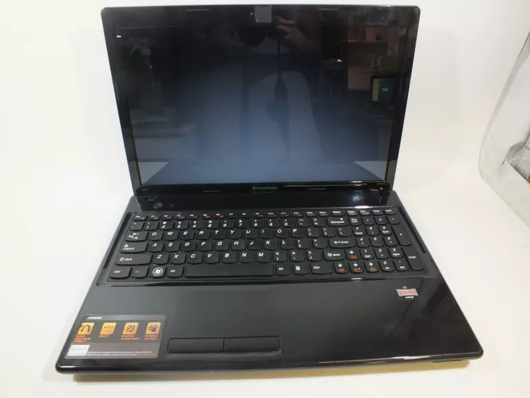 LAPTOP LENOVO 4RAM AMD1-1200 200GB W10+LAD