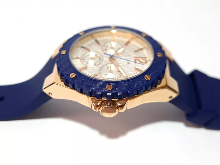 ZEGAREK DAMSKI GUESS W0149L5 - WR50