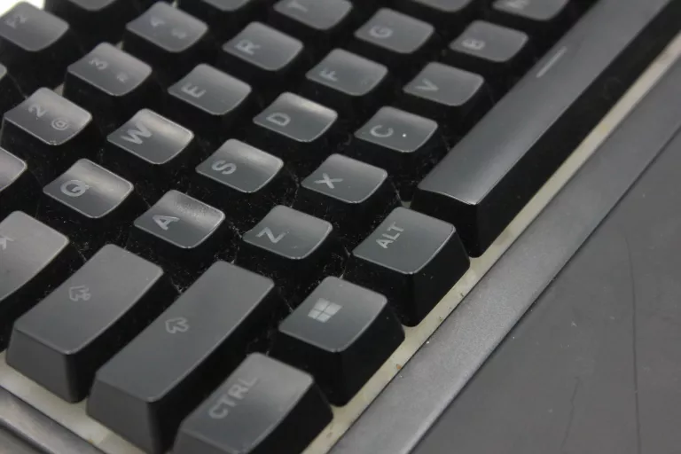 KLAWIATURA GAMINGOWA STEELSERIES APEX 3