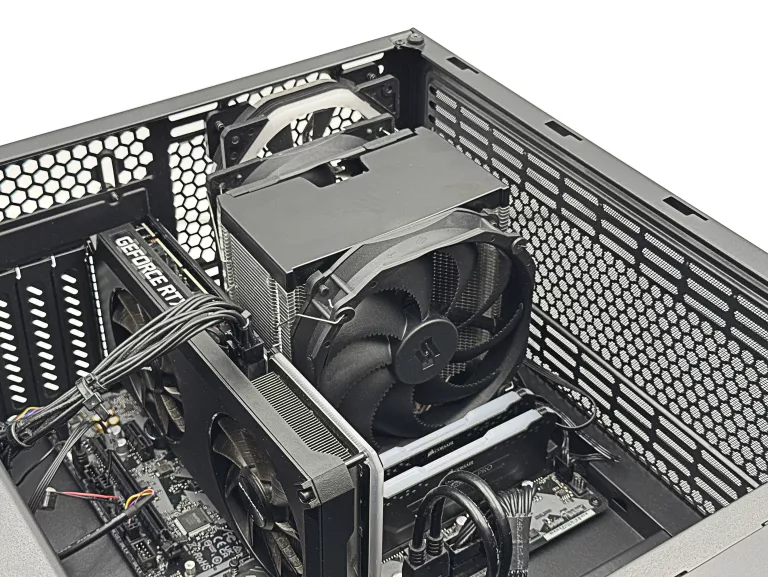 KOMPUTER PC I7-12700KF 32GB RAM, 500GB + 120GB SSD + 1TB HDD, RTX3060 TI
