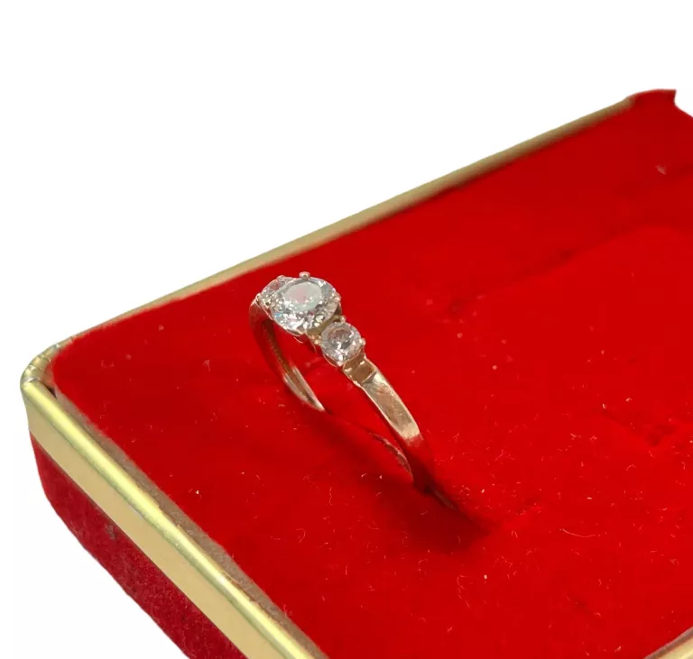 sliczny-zloty-pierscionek-185g-585-13-kamien-17088-4194304